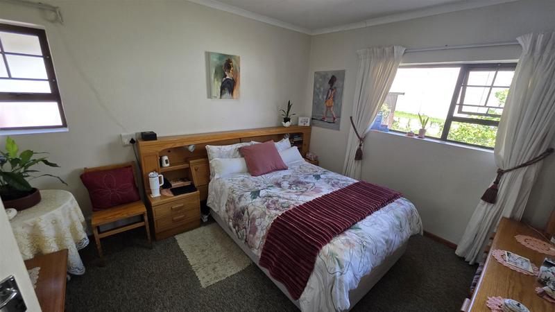 3 Bedroom Property for Sale in Fraaiuitsig Western Cape